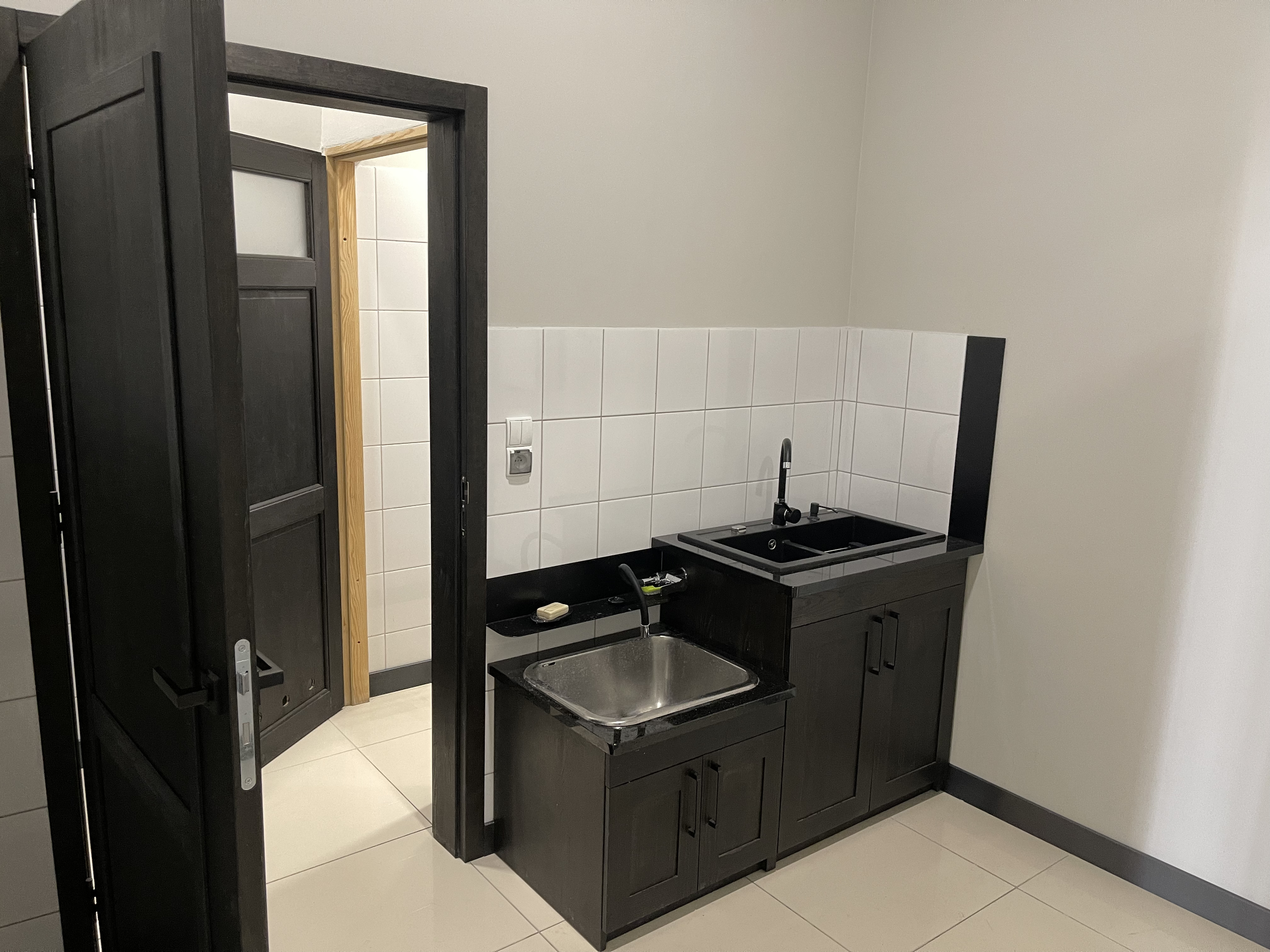 Zdjęcie strefy socjalnej - zlew techniczny